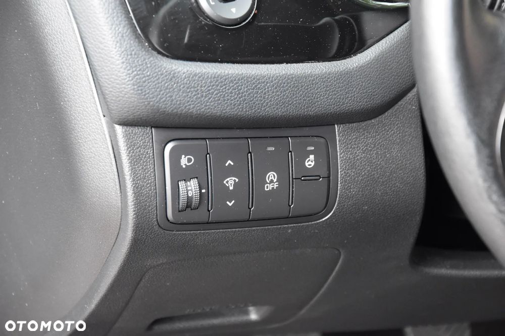 Kia Ceed 1.4 CVVT Dream-Team Edition - 34