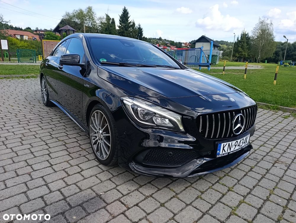 Mercedes-Benz CLA 180 7G-DCT UrbanStyle Edition - 5
