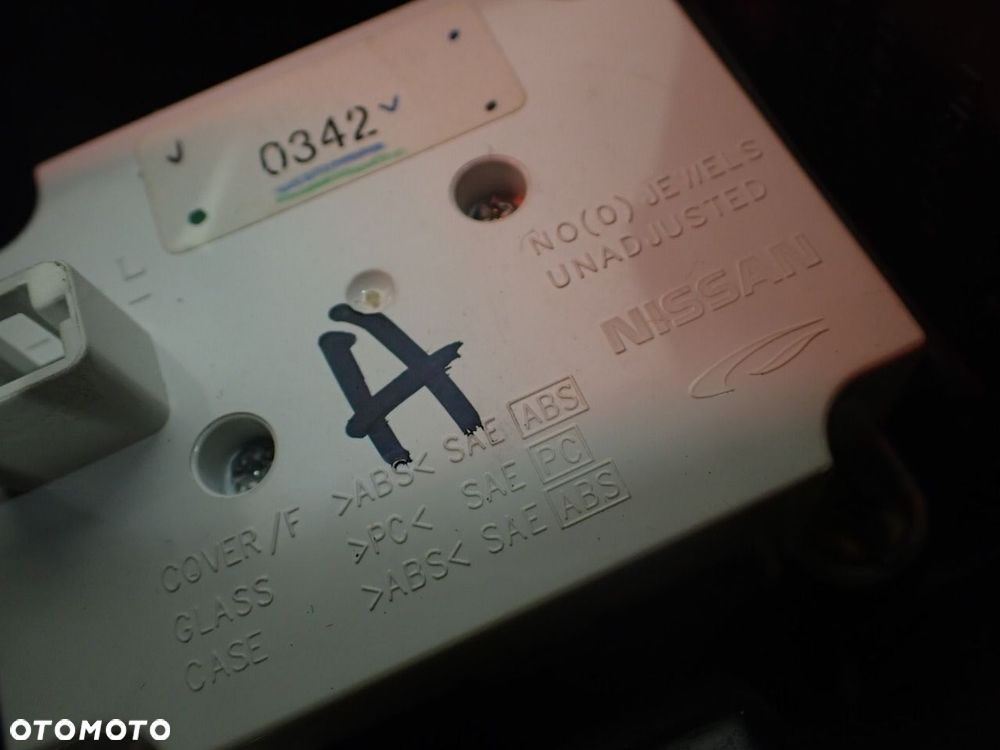 KRATKA NAWIEWU ZEGAREK INFINITI M37X 68720-1ME0A - 12