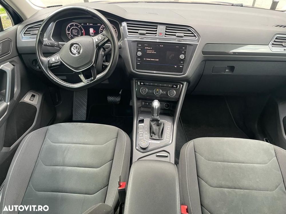 Volkswagen Tiguan - 10