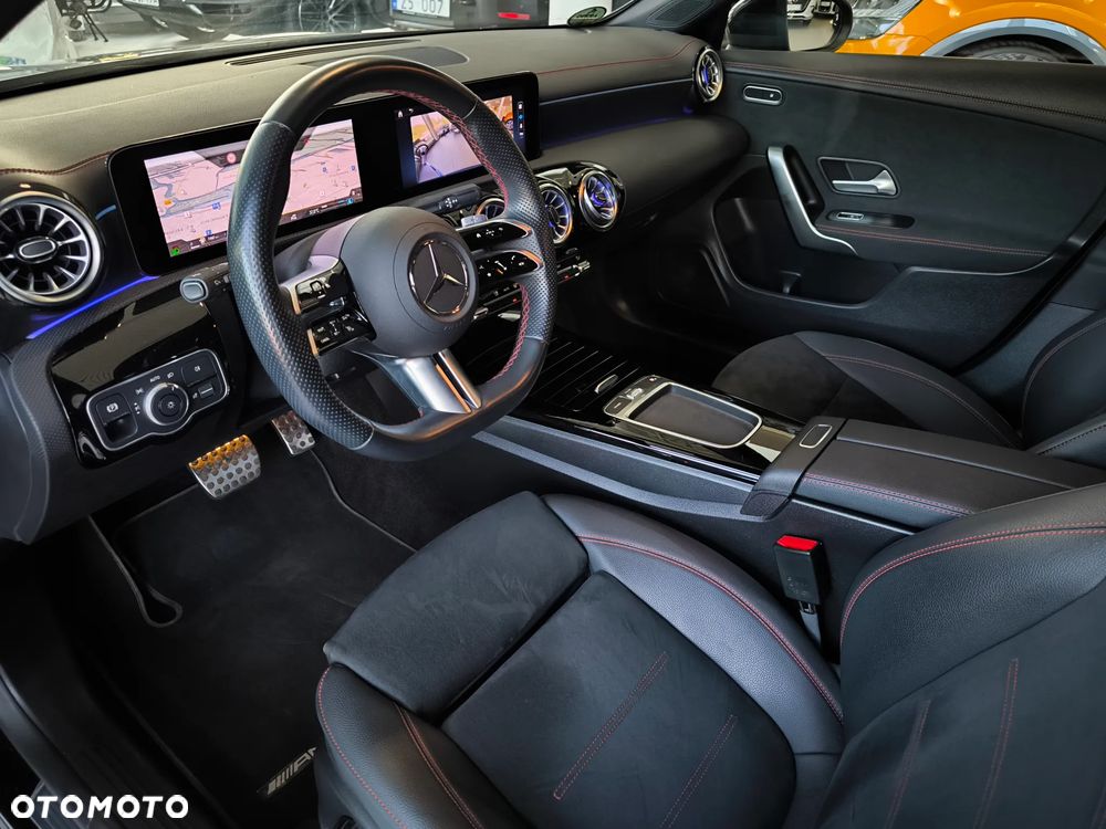 Mercedes-Benz CLA 200 AMG Line 7G-DCT - 10
