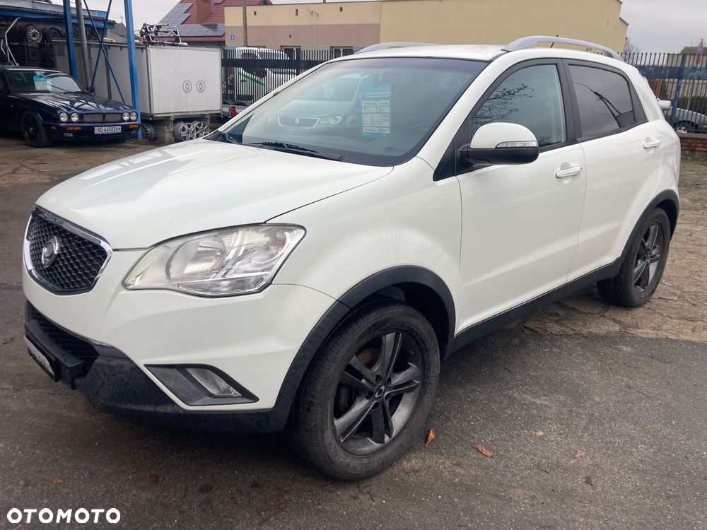 SsangYong/KGM Korando 2.0 E-XDi DPF 4WD Automatik Quartz - 3