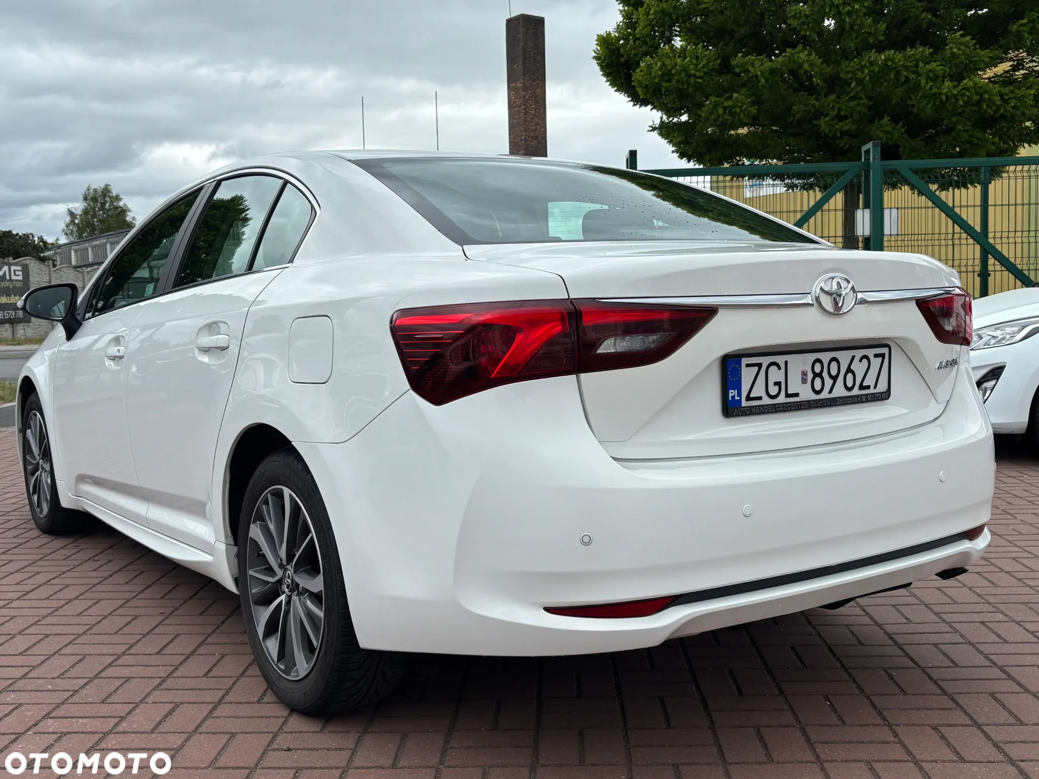 Toyota Avensis - 6
