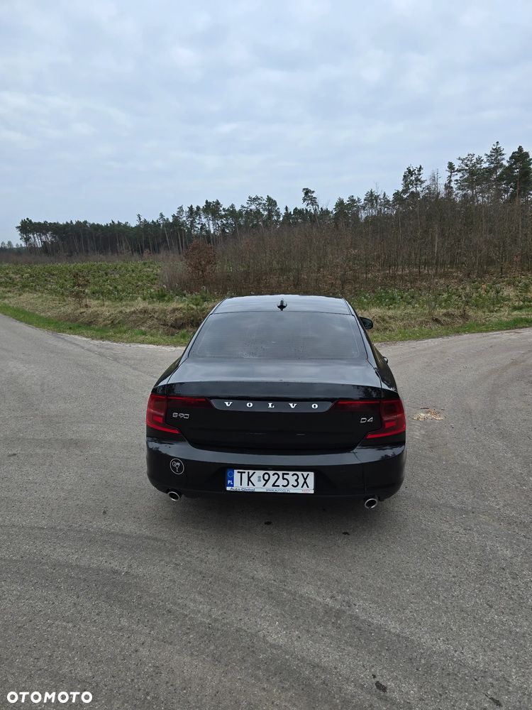 Volvo S90 D4 Geartronic Momentum - 4