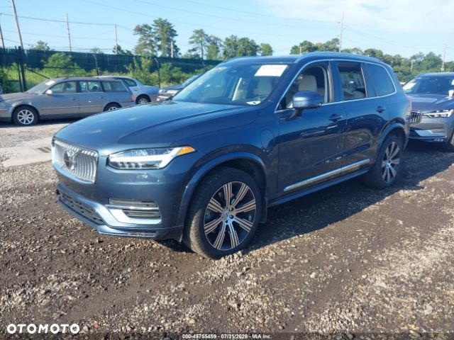Volvo XC 90 - 1