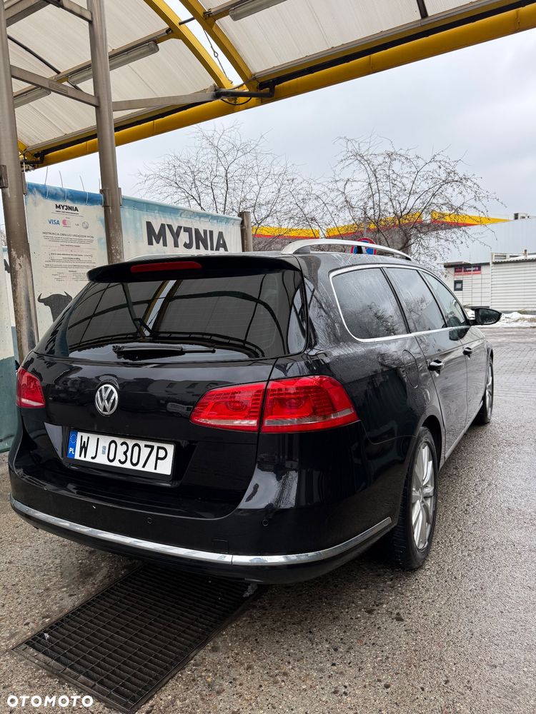Volkswagen Passat 1.6 TDI Comfortline - 4