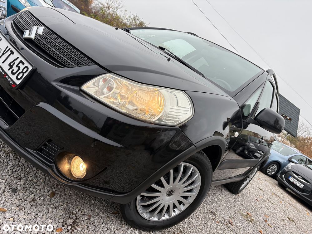 Suzuki SX4 1.6 GLX / Comfort - 40