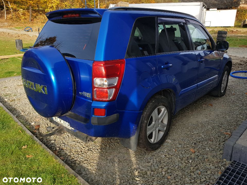 grand vitara 1,9ddis, 142k mil, kod koloru zcw - 7