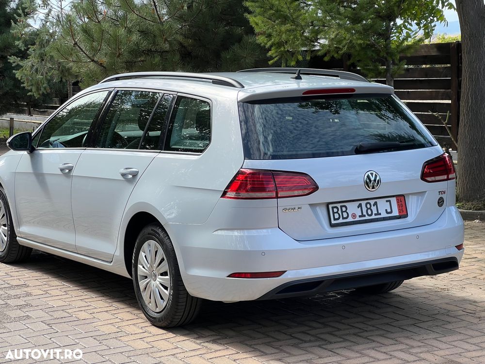 Volkswagen Golf 1.6 TDI Comfortline - 7