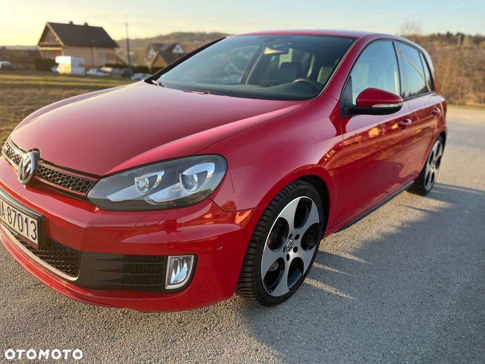 Volkswagen Golf 2.0 GTI - 1