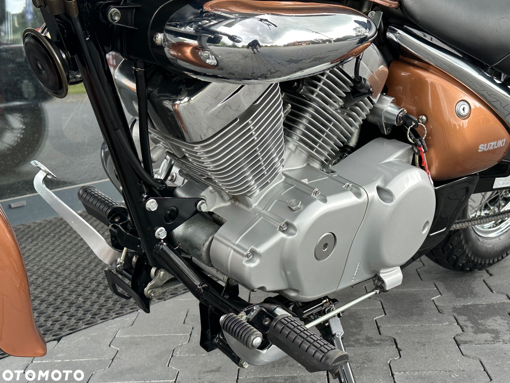 Suzuki Intruder - 36