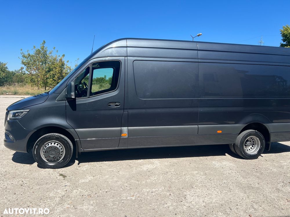 Mercedes-Benz Sprinter - 1