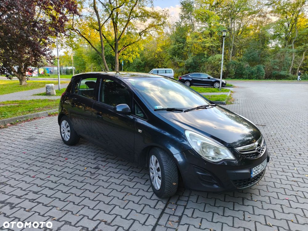Opel Corsa 2012 photo 3