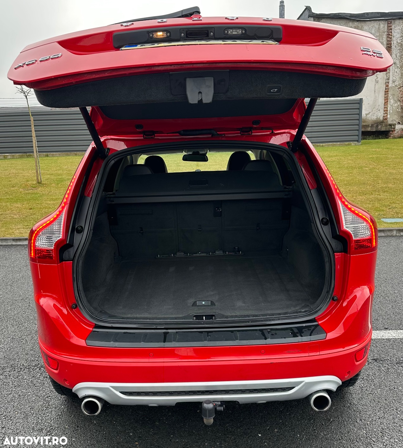 Volvo XC 60 D4 AWD Start-Stop Rdesign - 9