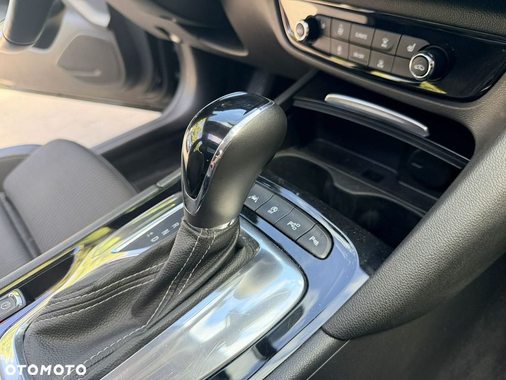 Opel Insignia - 31