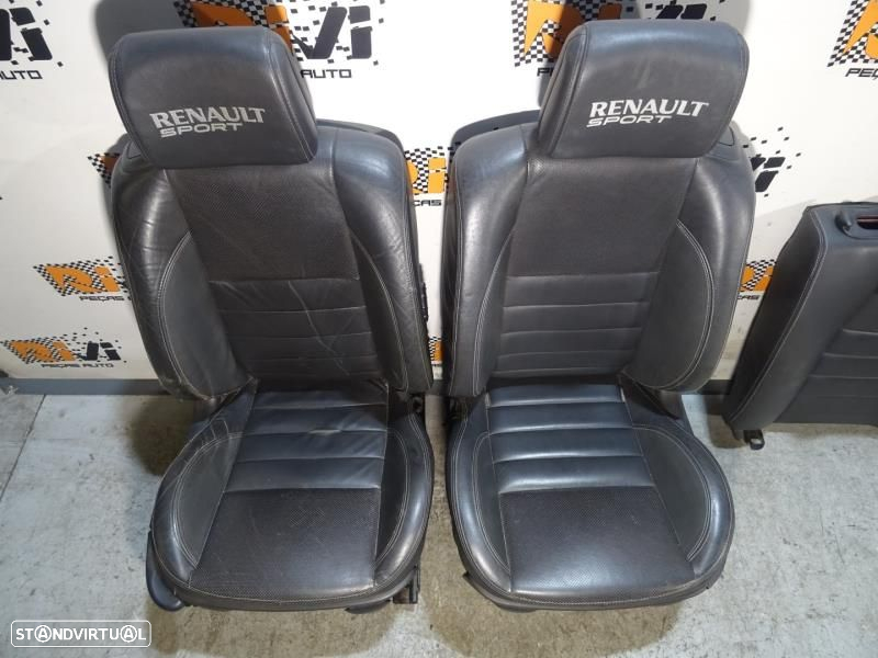Bancos Renault Sport Megane 2 RS2 Coupe com Quartelas Frontais - 2