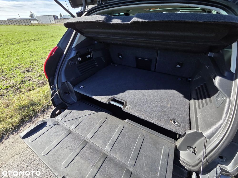 Peugeot 3008 HDi 160 Automatik Allure - 8