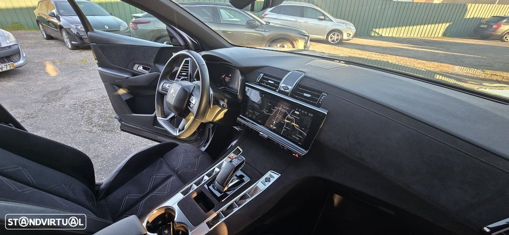 DS DS7 Crossback E-Tense Performance Line+ EAT8 - 33