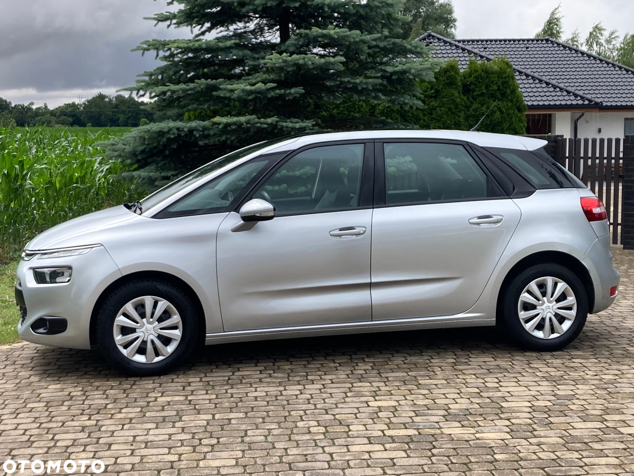 Citroën C4 Picasso - 9