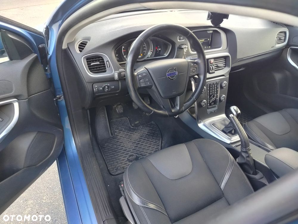 Volvo V40 - 12