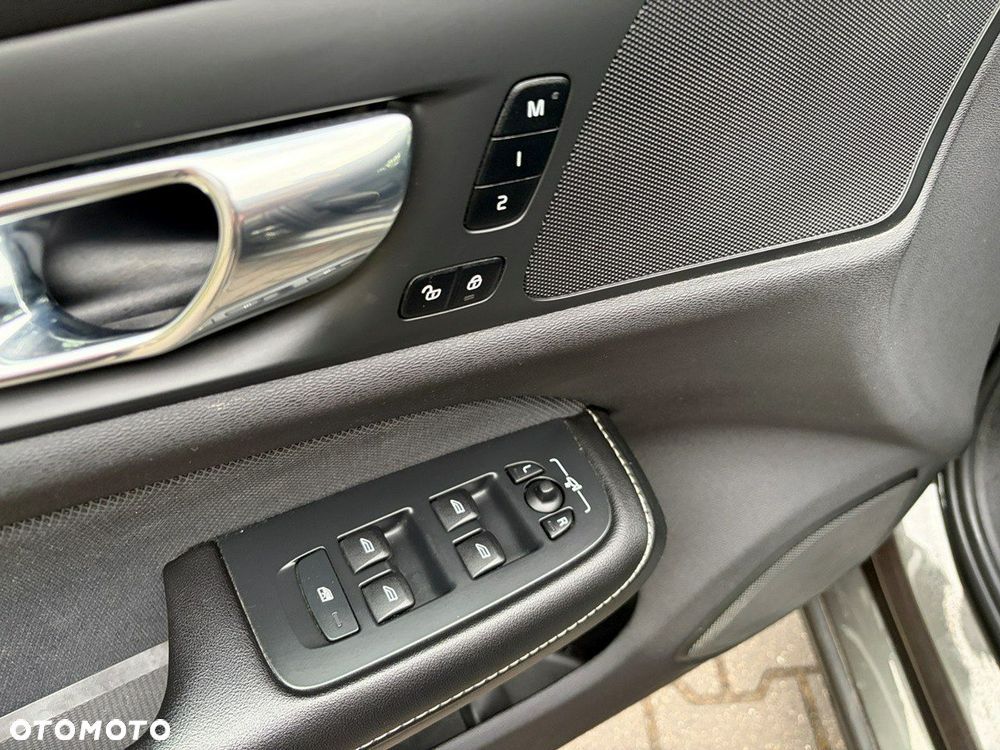 Volvo S60 - 12