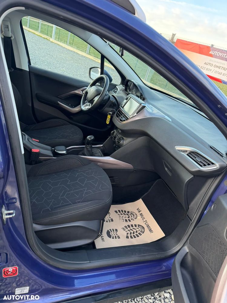 Peugeot 2008 e-HDi FAP 92 STOP & START Active - 10