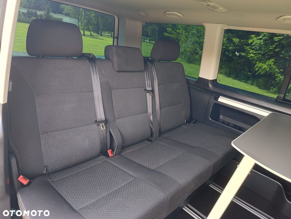 Volkswagen Multivan - 27