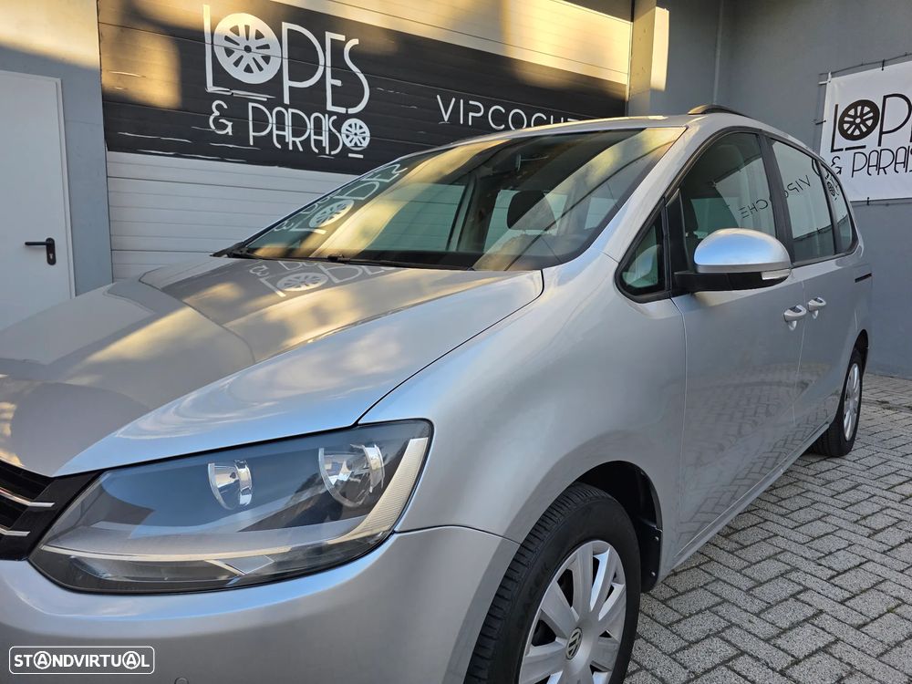VW Sharan 2.0 TDI Confortline - 25