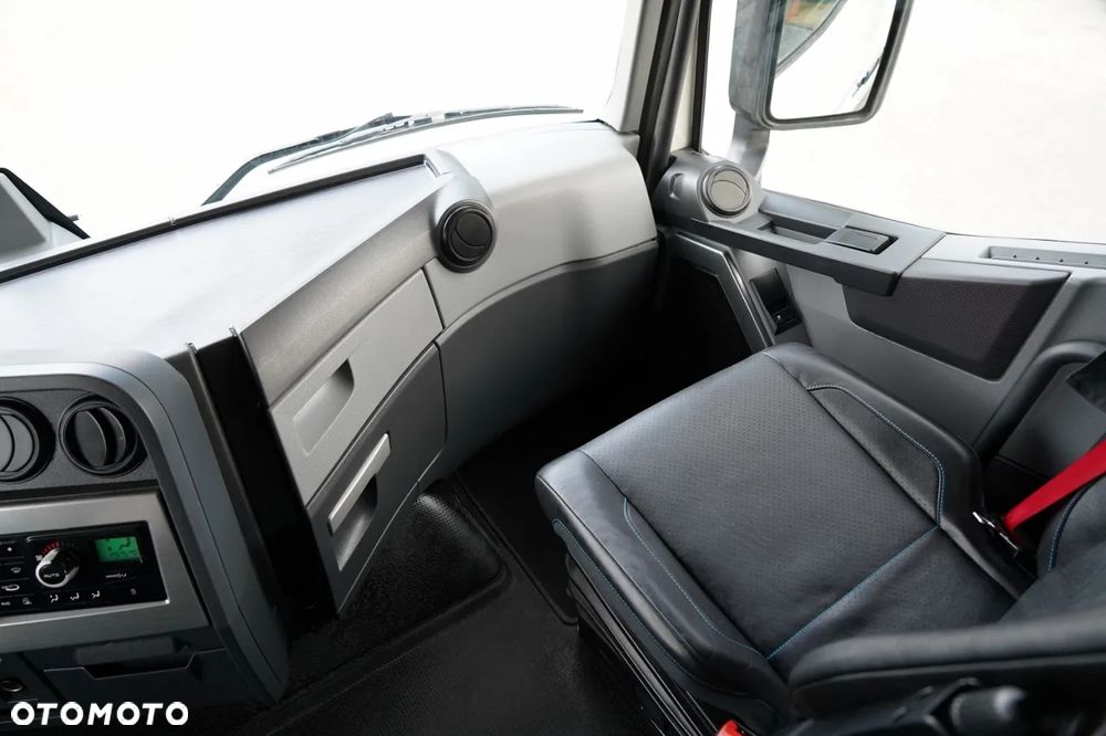 Renault T 520 / TEAM ALPINE  60/99  /  RETARDER / ALUFELGI / SKÓRY / EURO 6 - 31