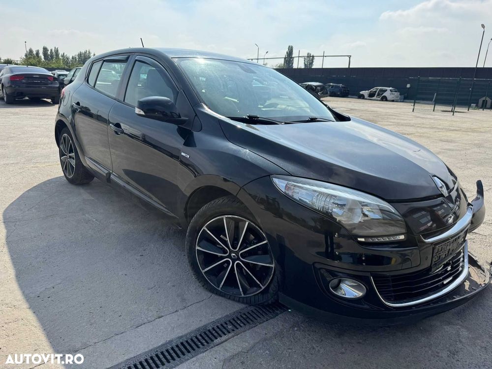 Dezmembram Renault Megane 3 2012 hatchback 1,5 Cod motor K9K - 1