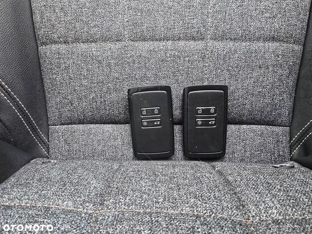 Renault Espace E-TECH Full Hybrid 200 Techno 7-Sitzer - 25