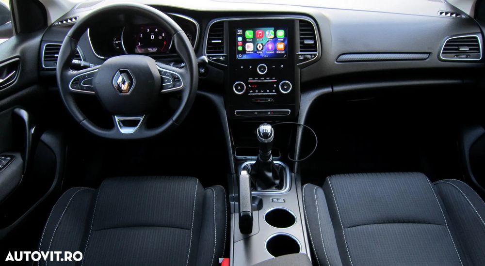 Renault Megane TCe 115 GPF LIFE - 6
