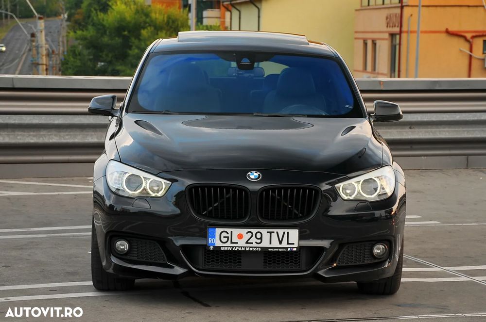 BMW Seria 5 530d xDrive Touring - 1