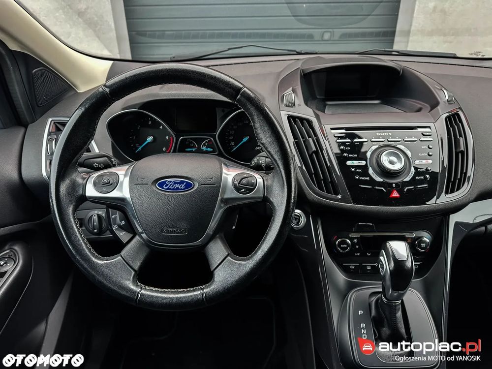 Ford Kuga 2.0 TDCi 4x4 Titanium - 36