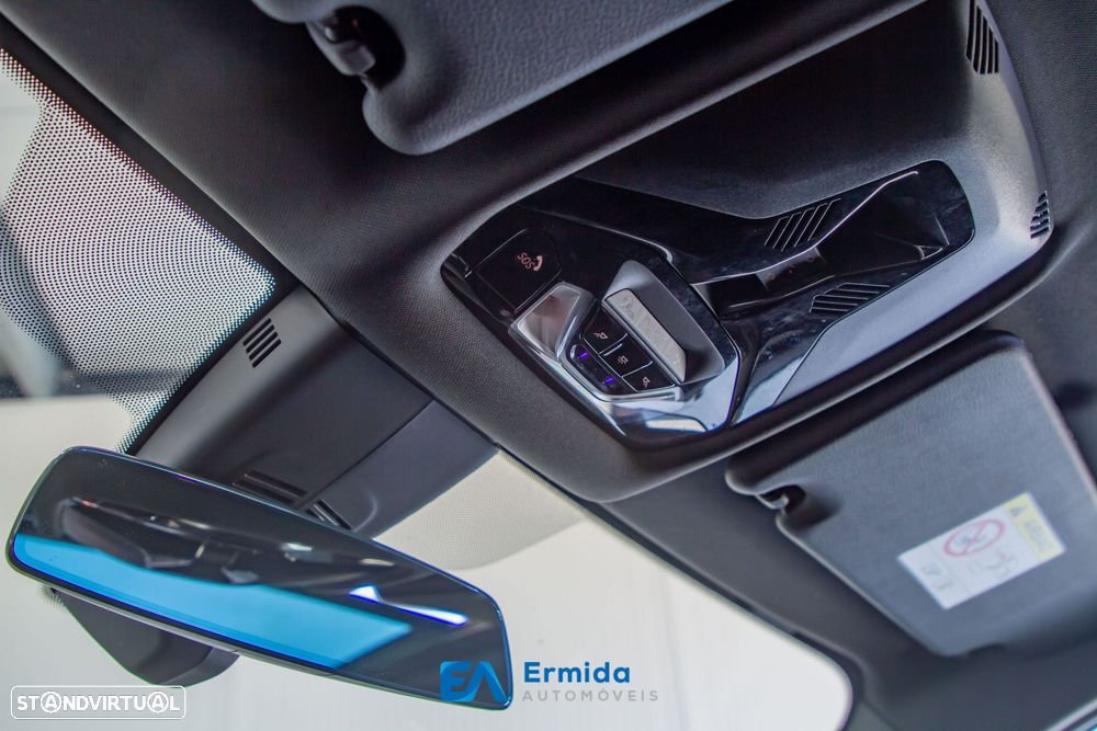 BMW 118 i Pack Desportivo M Auto - 43