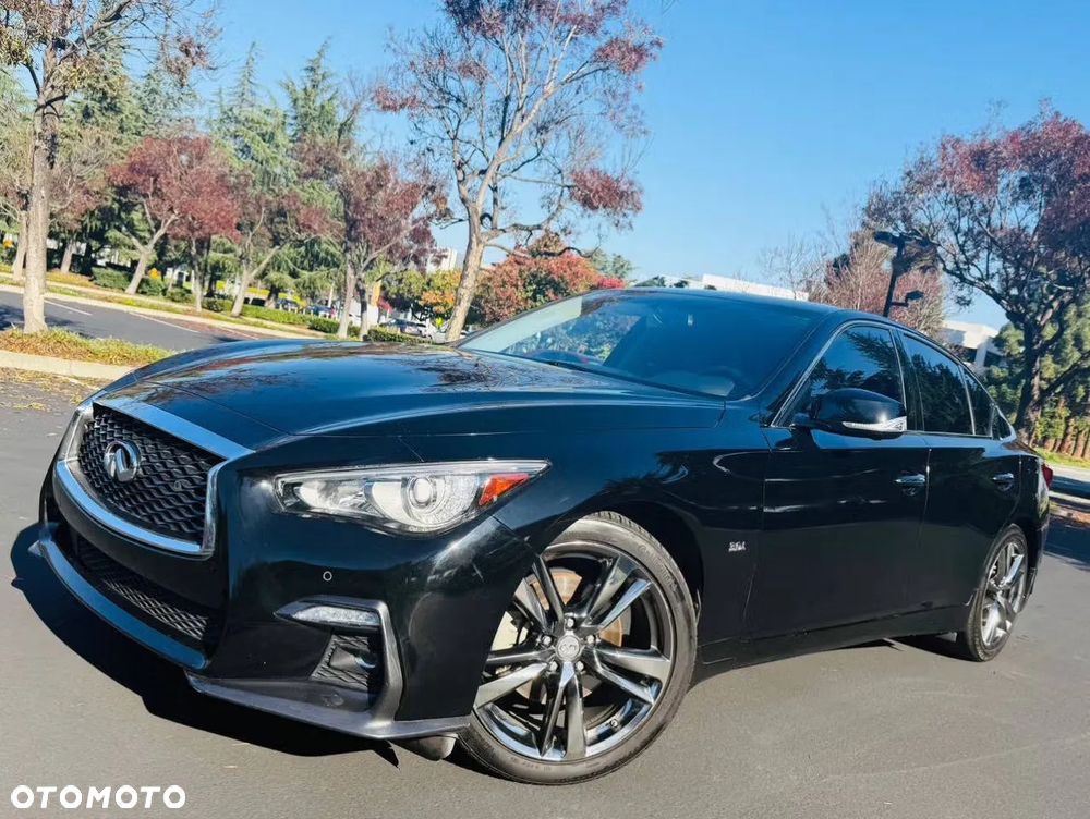 Infiniti Q50 Q50S 3.0t Sport Tech - 3