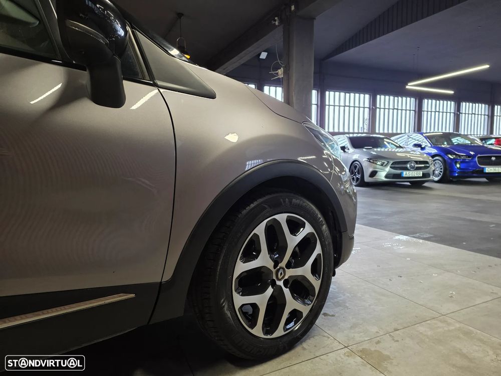 Renault Captur 1.5 dCi Exclusive - 11