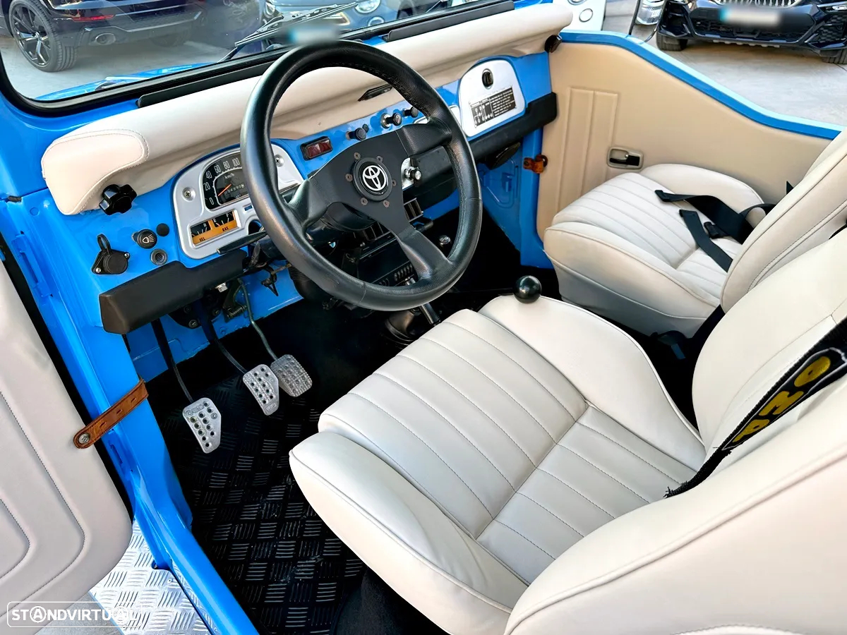 Toyota Land Cruiser - 9