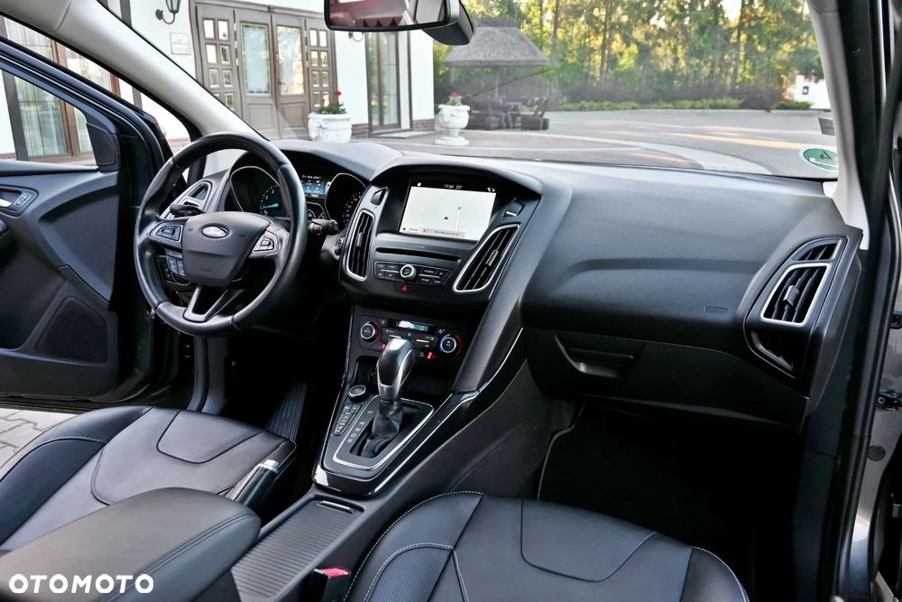 Ford Focus 1.5 EcoBoost Titanium - 21