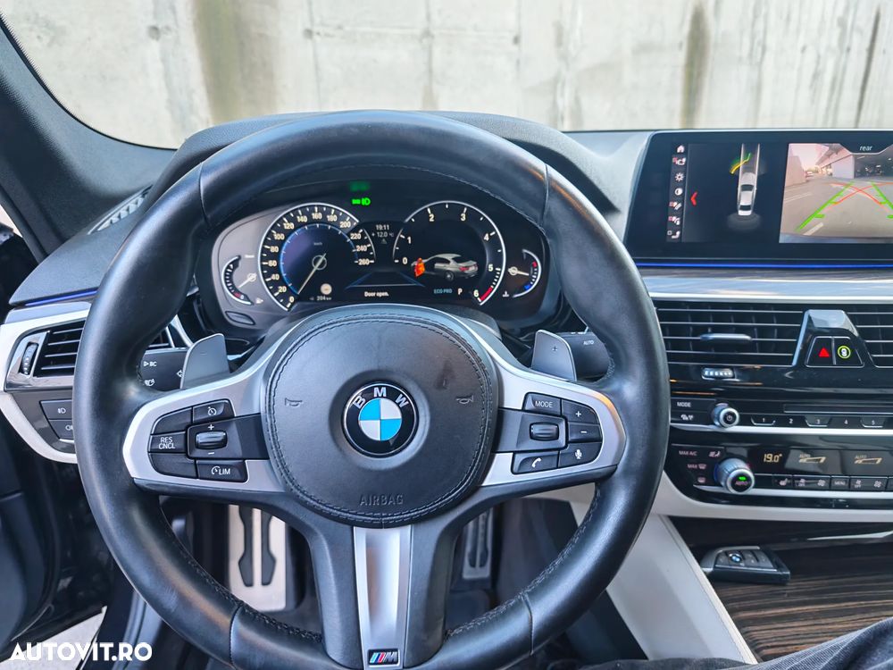 BMW Seria 5 520d Aut. - 13