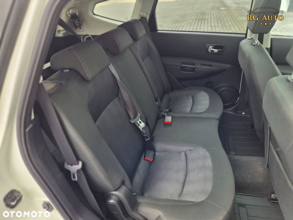 Nissan Qashqai+2 - 36