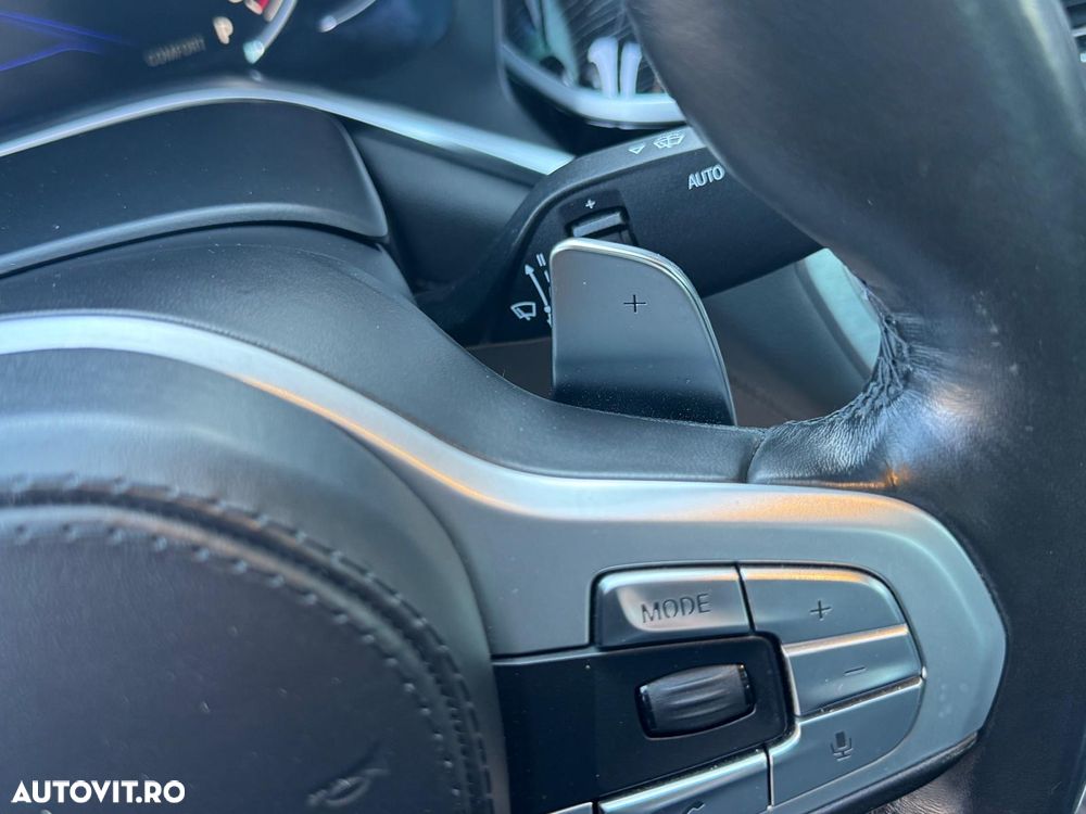 BMW Seria 7 730d xDrive - 31