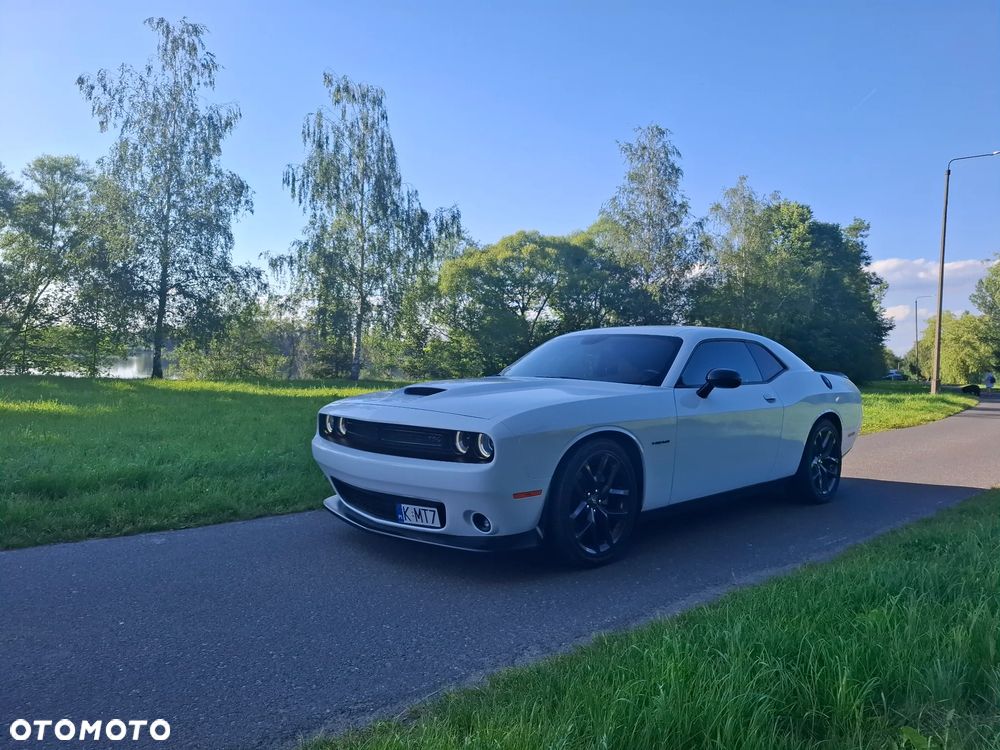 Dodge Challenger 5.7 R/T - 1