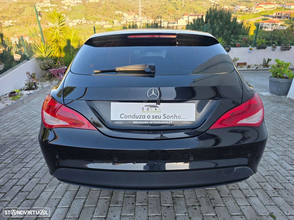 Mercedes-Benz CLA 180 d Shooting Brake AMG Line - 29