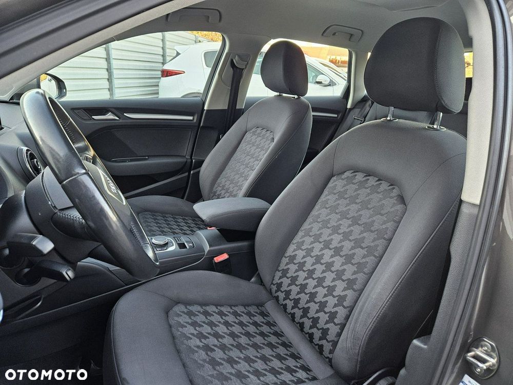 Audi A3 Sportback - 24