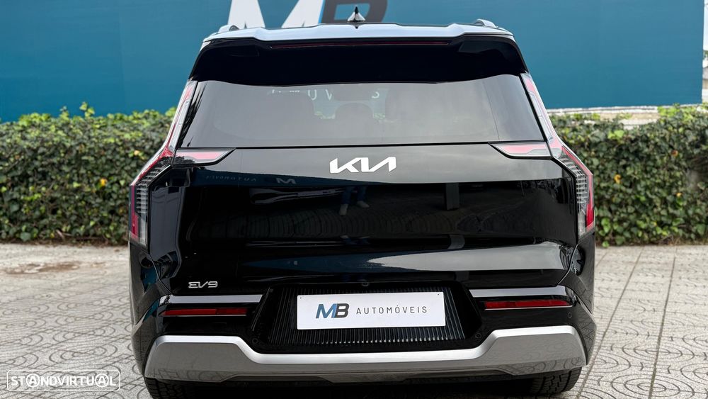 Kia EV9 99,8-kWh AWD - 25