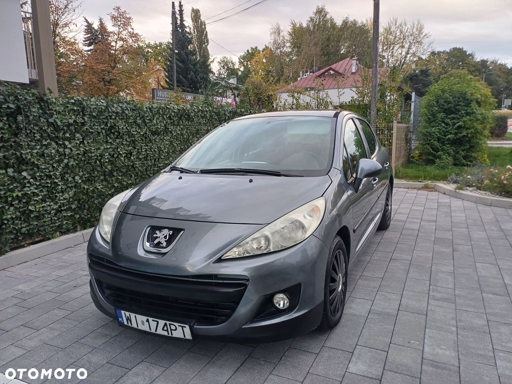 Peugeot 207 2009 photo 5
