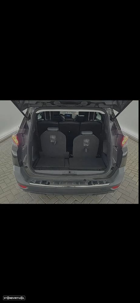 Peugeot 5008 1.2 PureTech Allure - 4
