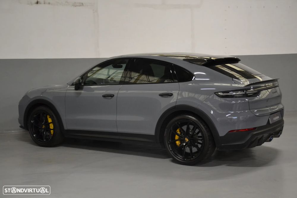 Porsche Cayenne Coupé Turbo GT Tiptronic S - 11