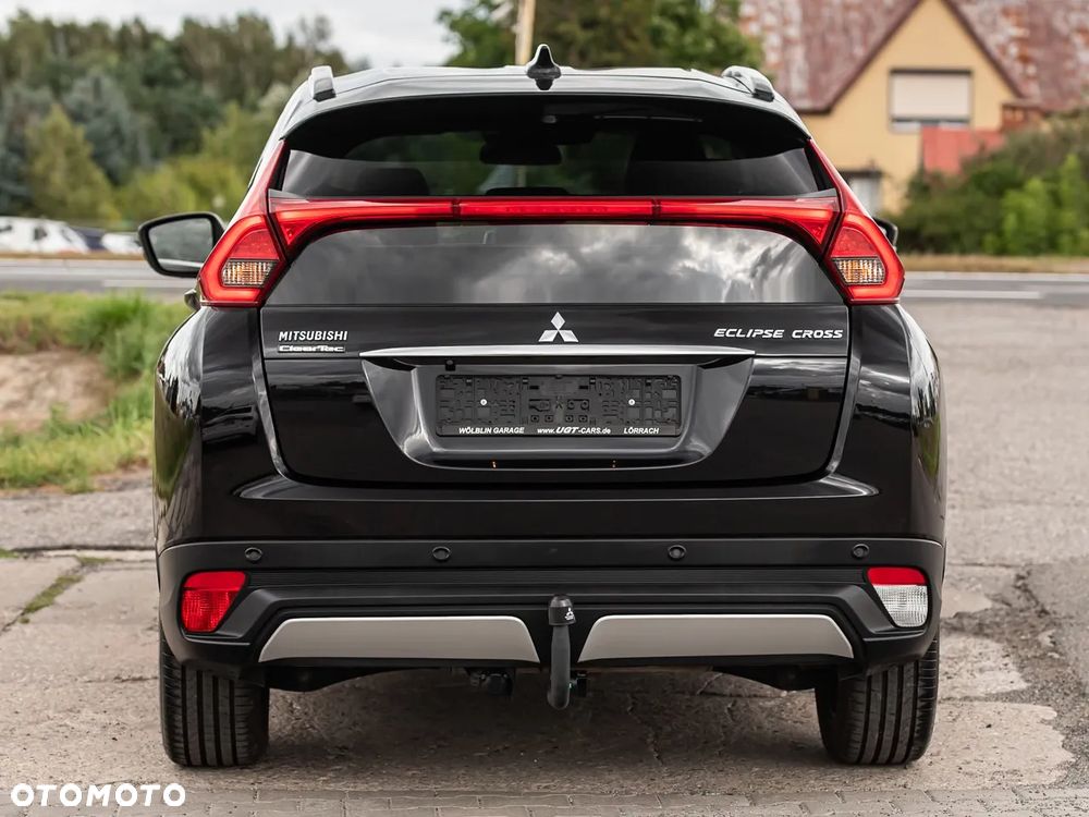 Mitsubishi Eclipse Cross - 11